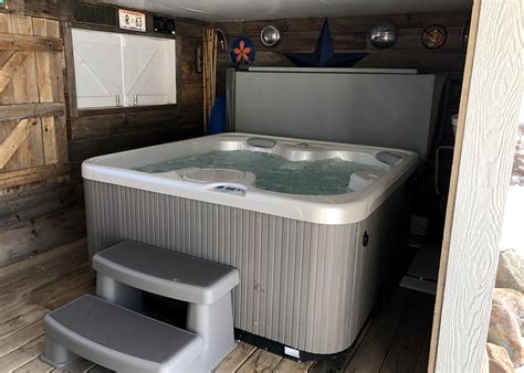 Hot Tub Enclosures For Every Season Hot Tubs Apple Valley Hot Tub