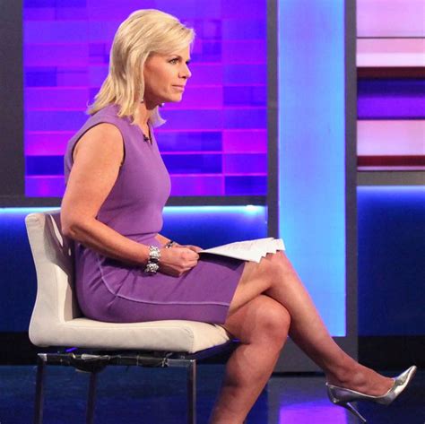ex fox news host gretchen carlson files sexual harassment suit against roger ailes