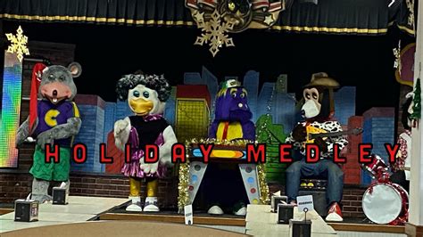 Chuck E Cheeses Chicago Fullerton Il Holiday Medley Youtube