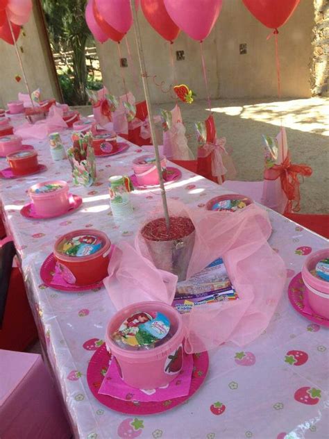 Jay franco strawberry shortcake sweet cupcake toddler bed set. Strawberry shortcake | Table decorations, Strawberry ...