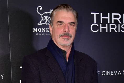 Chris Noth Says He Hopes To Spend Christmas With His Wife Amid