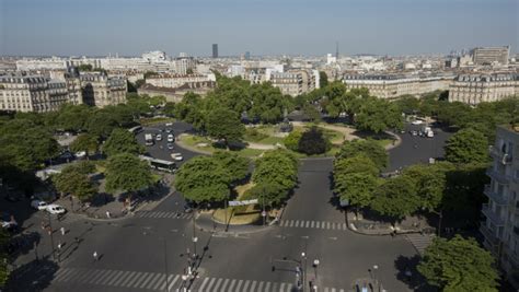 Paris Des Caméras Place De La Nation En Vue De La Réaménager