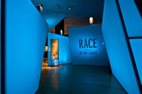 Exhibition Information - Race to the End of the Earth
