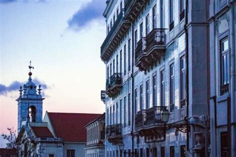 Free Picture Reflection Sky Urban Windows Apartment Architecture