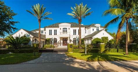 99 Million Newly Listed Waterfront Mansion In Coral Gables Fl