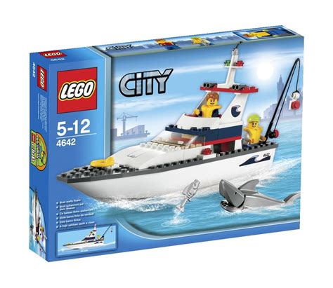 Collection 97 Pictures Pictures Of Lego Boats Sharp