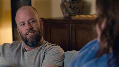 Chris Sullivan Dishes On Toby’s Evolving Relationship With The Pearsons And Teases ‘this Is Us