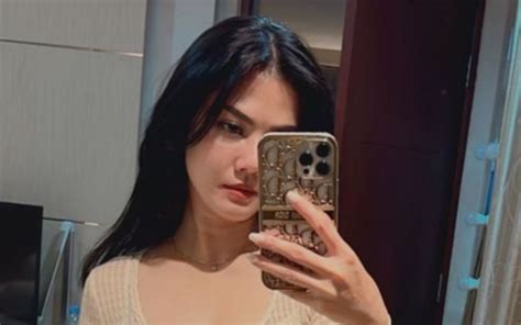 Potret Centil Nita Gunawan Mirror Selfie Sebelum Bobo Cobaan Buat Netizen Okezone Lifestyle