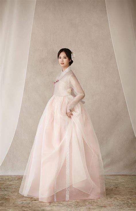 Https://tommynaija.com/wedding/modern Korean Wedding Dress