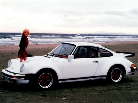 Porsche 911 Turbo 930 Specs And Photos 1974 1975 1976 1977