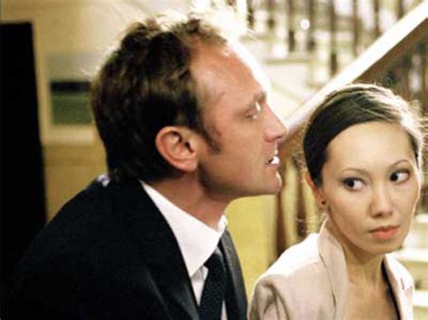 Beh neanche io e soprattutto neanche loro. PERSONA NON GRATA - 2006 - films released 2000 - 2018 ...