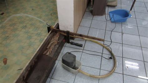 Handphone masuk air?tak perlu repair kat kedai,guna je tips ni.mudah & berkesan! solusi air banjir masuk rumah - YouTube