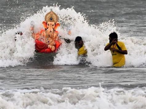 Ganesh Visarjan 2023 Idol Immersion Processions Begin In Mumbai