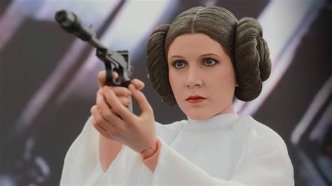 Hot Toys Princess Leia Is On A Diplomatic Mission To Raid Your Wallet