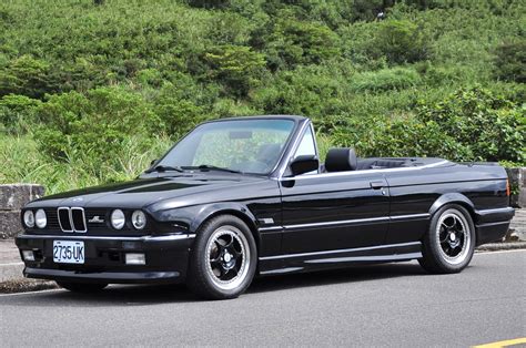 For coupe ( but we have body kit and for touring ). Bmw E30 M3 Replica Body Kit
