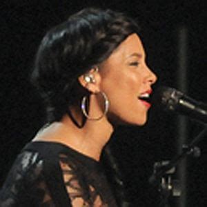 Key is a surname, and may refer to: Alicia Keys - Bio, Family, Trivia | Famous Birthdays
