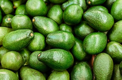 Superfood Of The Month Avocado Lexington Medical Center Blog Lexwell