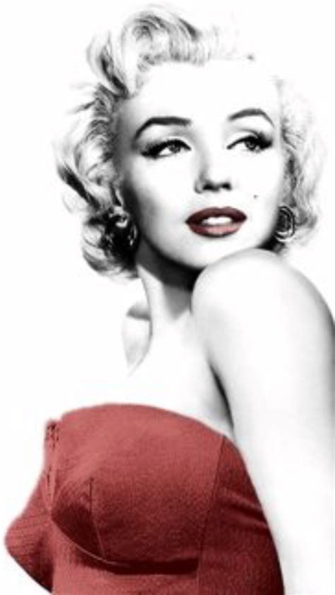 Marilyn💋 Blackandwhite Image With Red Color Accents To Dress And Lips Marylin Monroe Marilyn
