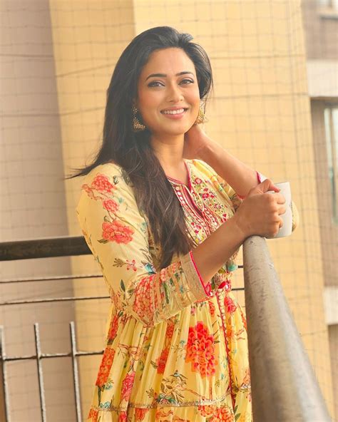 Seeing The Simple Look Of Shweta Tiwari The Fans Became Clean Bold Newsstore24