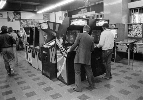 Vintage Arcade Rooms Photographs Fubiz Media