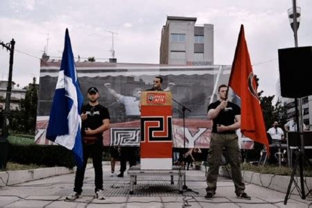 Nuestras condolencias para la familia y sus cercanos. ¿Por qué está volviendo el fascismo?