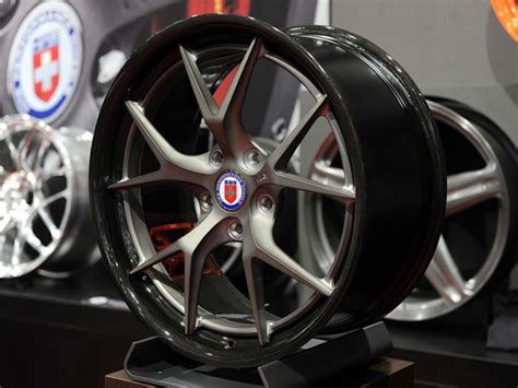 C'est le nombre de fans sur la page facebook de la rtm. RTM-Technik | Rhein Composite