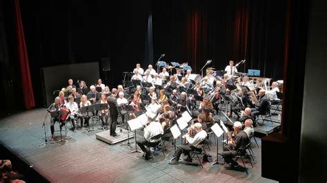 Merci de préciser une localité. Tango pour Claude de Richard GALLIANO par l'Orchestre d ...