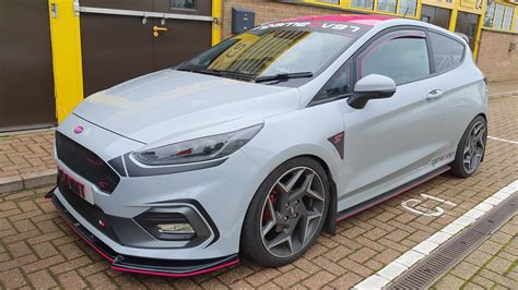 Modified Ford Fiesta St Pink