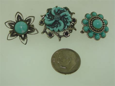 Vintage 1930 40s Molded Lucite Faux Turquoise Pins Federal Coin