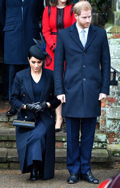 See Meghan Markles Perfect Curtsy To The Queen And How Much Its Improved Since Last Christmas