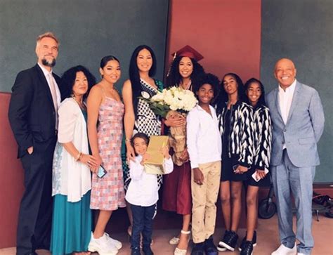 Kimora Lee Simmons Sources Say She Does Not Keep Her Son