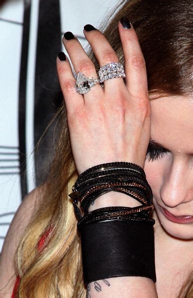 Avril Lavigne Wedding Rings Engagement Beaded Bracelets Fashion Jewelry