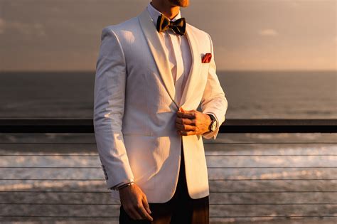 How To Wear A White Dinner Jacket — The Cuff