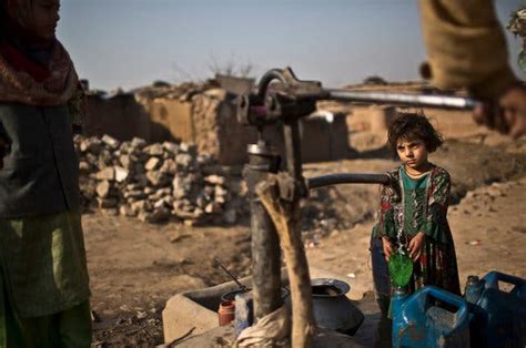 Starved For Energy Pakistan Braces For A Water Crisis The New York Times