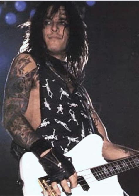 Pin By Merlie On Nikki Sixx In 2020 Nikki Sixx Nikki