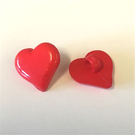 10 X 15mm Red Heart Buttons With Rear Shank The Button Shed