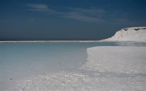 Wallpaper Sunlight Sea Lake Shore Reflection Snow Winter Ice