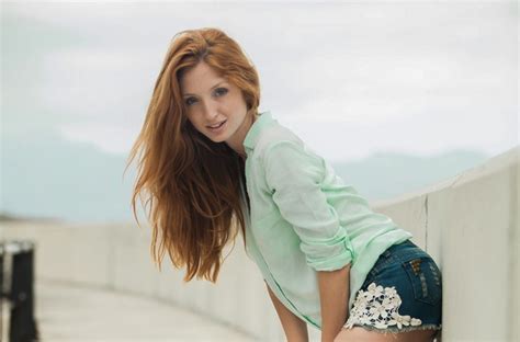 Michelle H Paghie Women Redhead Looking At Viewer Model HD