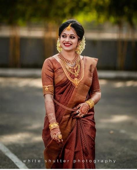 Pin By Niveditha Anil On Wedding Kerala Bride Indian Bridal Fashion Kerala Hindu Bride