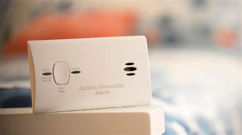 Hotel Carbon Monoxide Evacuation 46 Hospitalized In Canada