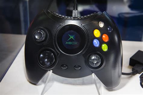Original Xbox Controller The Duke Returns In March Hrk Newsroom