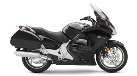 The first incarnation of the honda st1300 pan european was the st1100. 2006 Honda ST 1300 ABS Review - Top Speed
