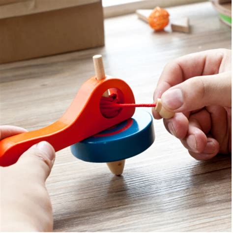 1 Pc Wooden Spinning Tops Gyroscope Handle Wire Gyro Toy Beyblade Bust