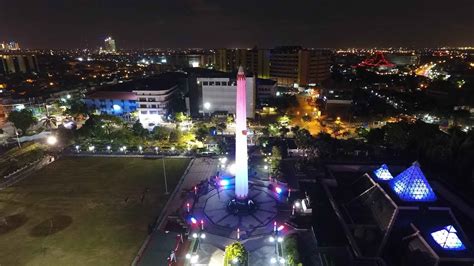 Tugu Pahlawan Surabaya Malam Hari Newstempo