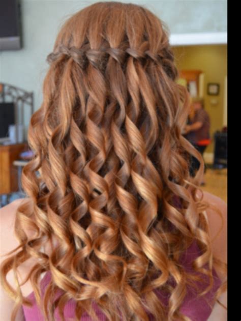 Start with a section of hair at the center of your forehead and create a waterfall braid down. Waterfall braid with curls! | Aaaaaaa. Hair.HAIR.hair ...