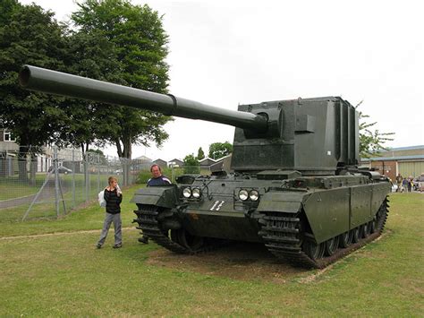 Fv4004 120mm Conway And Fv4005 183mm Gun Tank