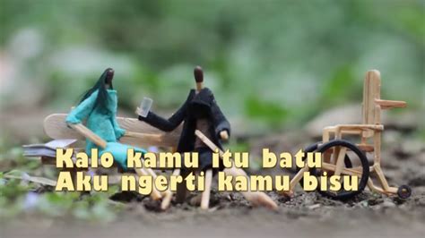 Documents similar to contoh puisi lirik. Puisi Anggia video lirik official soundtrack film A Aku, Benci & Cinta - YouTube