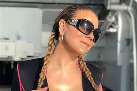 Mariah Carey Bursts From Unzipped Wetsuit Daily Star