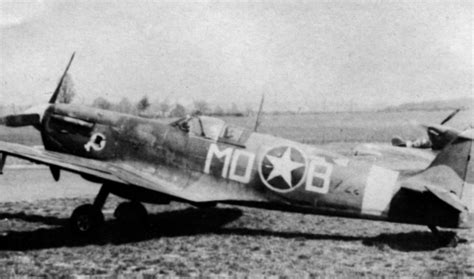 Asisbiz Spitfire Mkvb Raf 133sqn Eagle Mdb At Debden 01