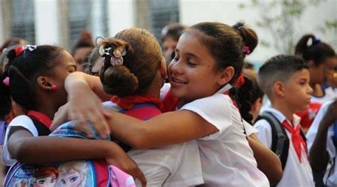 Hoy Comienza El Curso Escolar 2019 2020 En En Cuba Tus Noticias Cuba